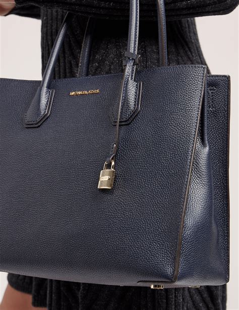 michael kors navy shopper bag|More.